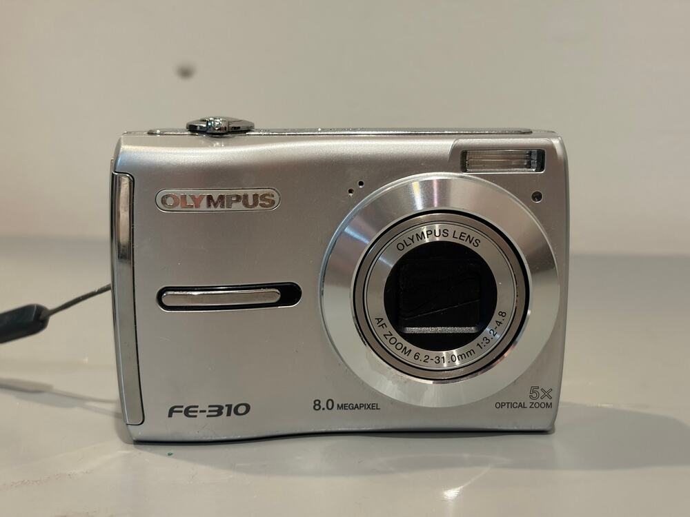 Olympus FE-310 8.0MP Digital Camera Silver 5x Optical Zoom Y2K Digicam w/ Case